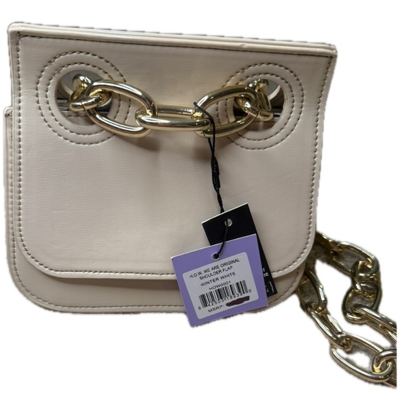 Chic Winter White Mini Bag with Gold Chain - Picture 1 of 8